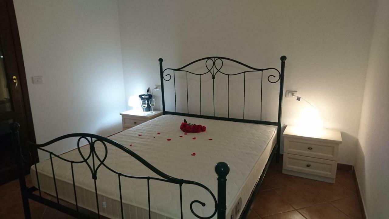 Villa Borgo Bellavista Badesi Esterno foto